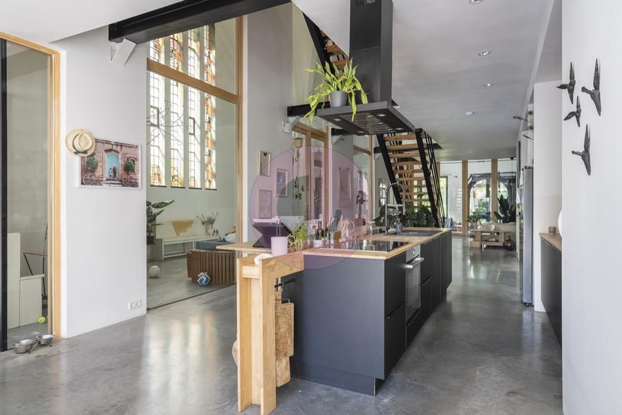 Location 61110: modern, new-rural, family house